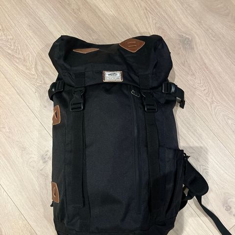 Vans backpack 30+ liter