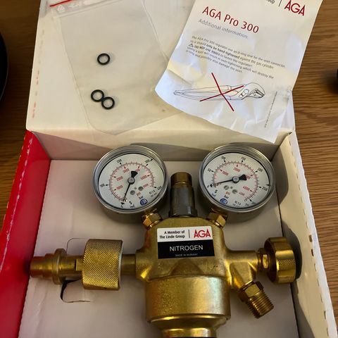 AGA PRO 200/300 flaske regulator , Nitrogen