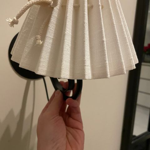 Vegglampe smijern med skjerm