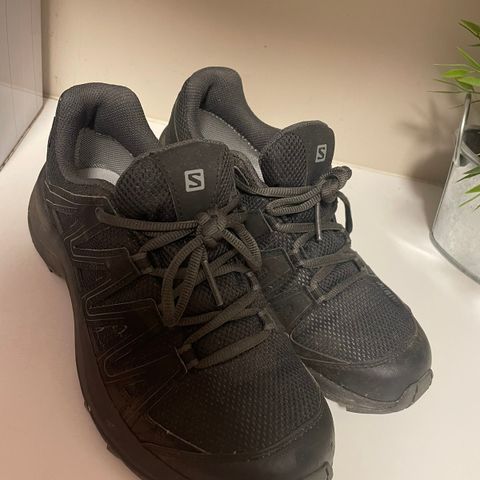 Salomon Goretex sko dame