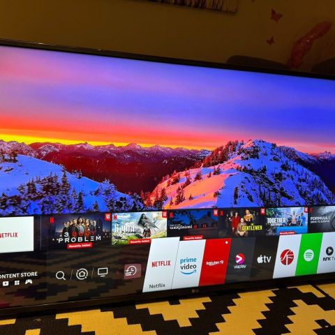 LG 50” Smart TV UHD 4K (3148x2160)