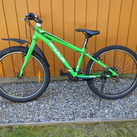 Fuji Dynamite 24”