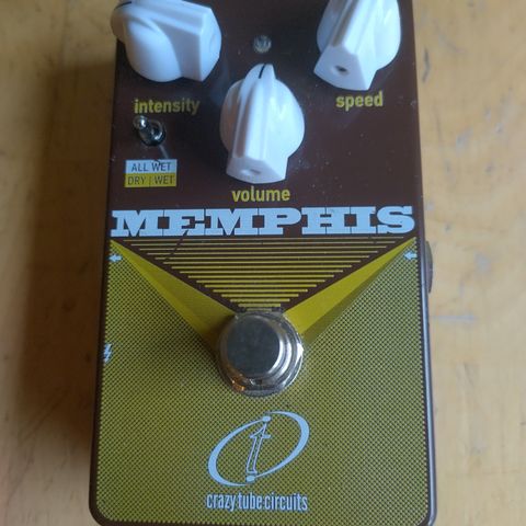 Memphis vibrato pedal