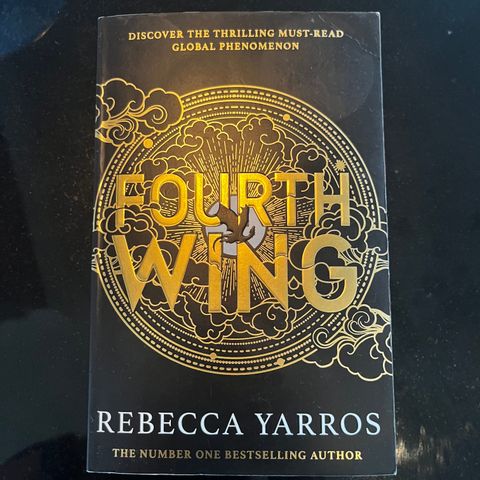 Fourth Wing, Rebeca Yarros