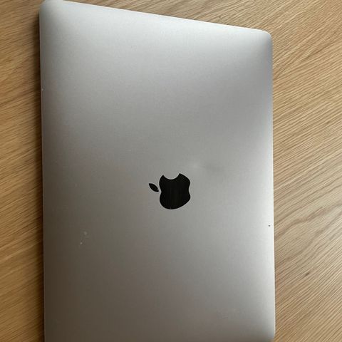 Macbook Air M1 2020 256 GB stellar grå