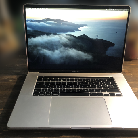 MacBook Pro 2019 16" (i9, AMD Radeon Pro 5500M, 1TB)