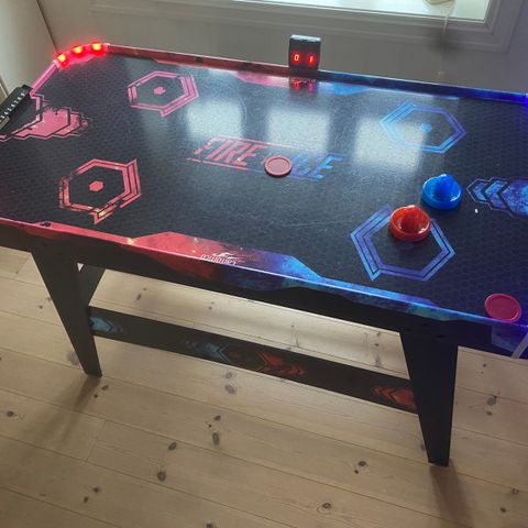 Air Hockey