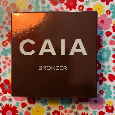 Caia Bronzer