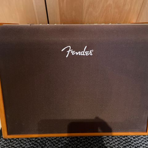 Fender Acoustic 100 forsterker.