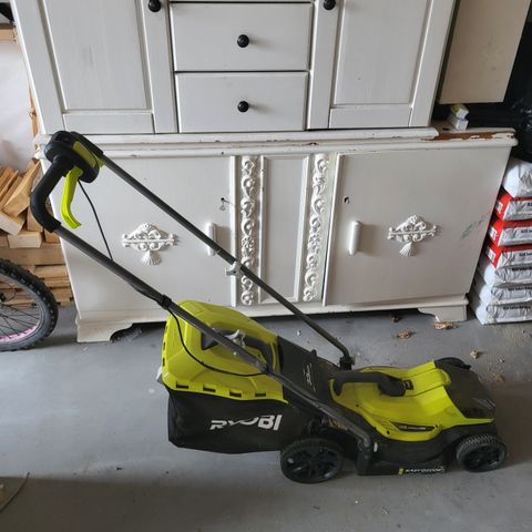 Ryobi one+ 18V gressklipper