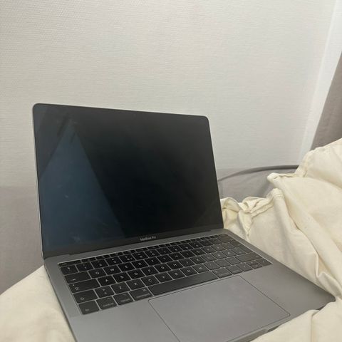 MacBook Pro 13 Inch