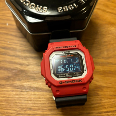 Casio G-shock GW-M5610RB