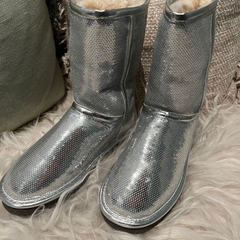 Helt nye glitter « uggs « i str 37,