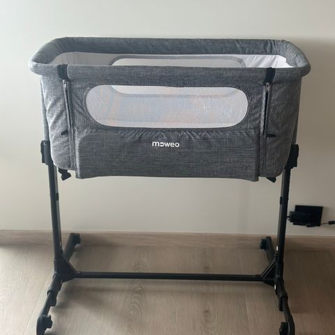 Moweo bedside crib