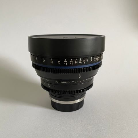 ZEISS Compact Prime CP.2 25mm/T2.9 Cine Lens EF mount