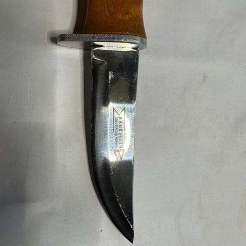 Speider Kniv m/ Brusletto blad