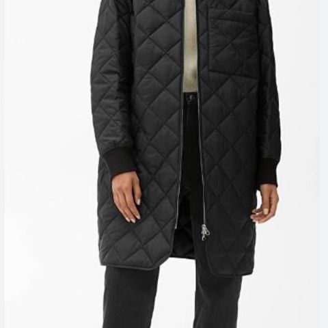 Quilted jakke/parka fra arket str. 44