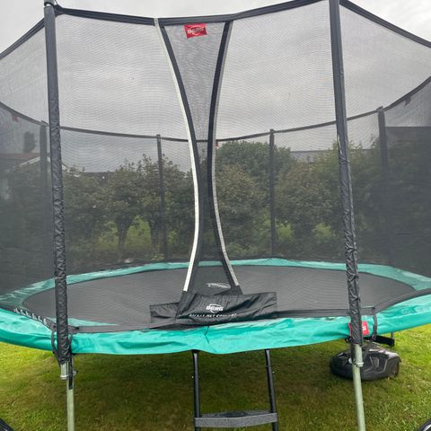 Nesten ny BERG Favorit 4,3 m Trampoline