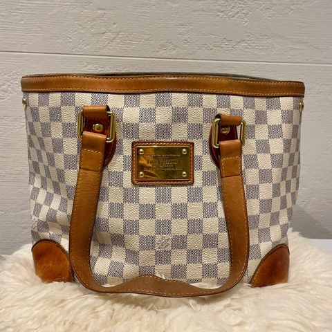 Autentisk Louis Vuitton Hampstead PM i Damier Azur Canvas