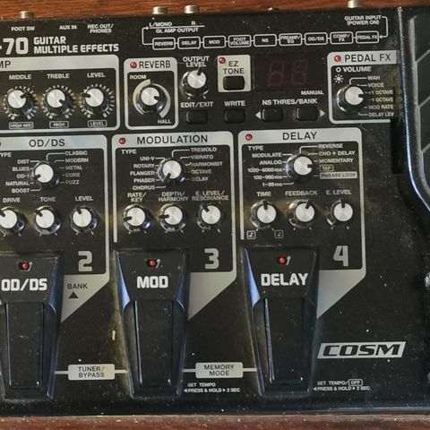 Gitar effektbrett Boss ME 70