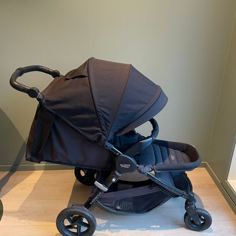 Britax B-Motion 4 plus barnevogn