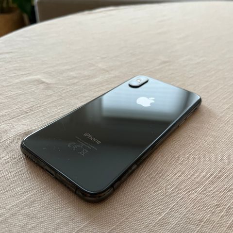 iPhone Xs 64GB