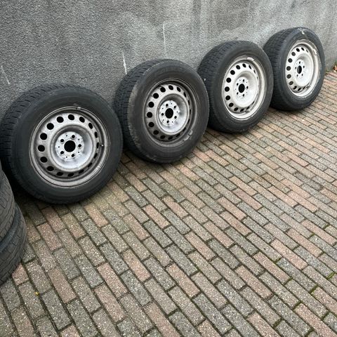 Dekk til vito/transporter 205/65r16 vinterdekk