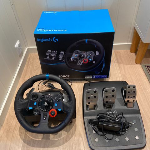 Logitech g29 DRIVING FORCE