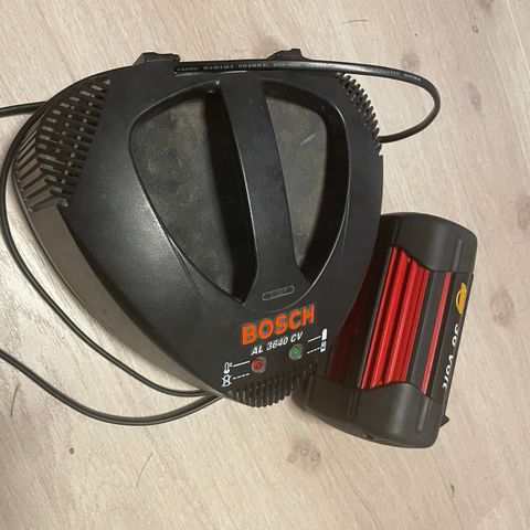 Bosch 36 v 2.6Ah med lader