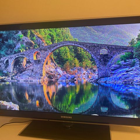 Samsung 40"  LED-TV