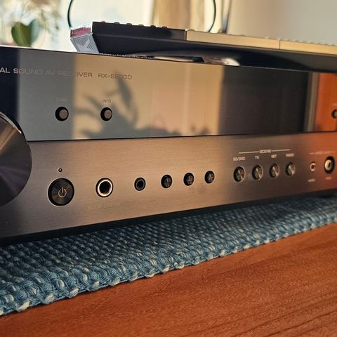 Yamaha RX-S6000 slim Forsterker selges