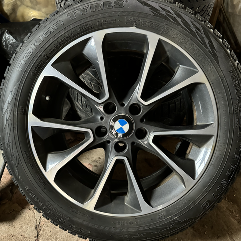 BMW X5 felger med Nokian Hakkapeliitta R2