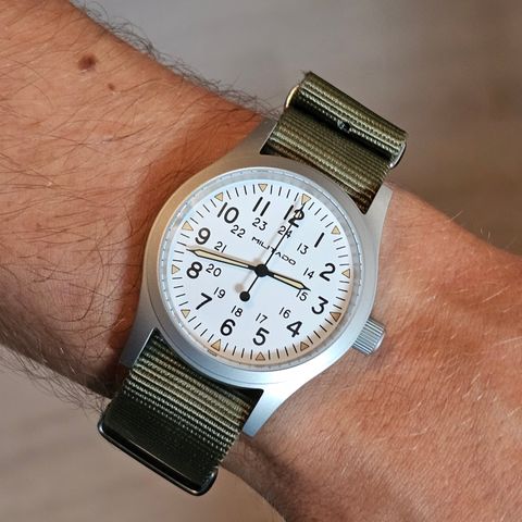 Militado ML05. Seiko Vh31 urverk.