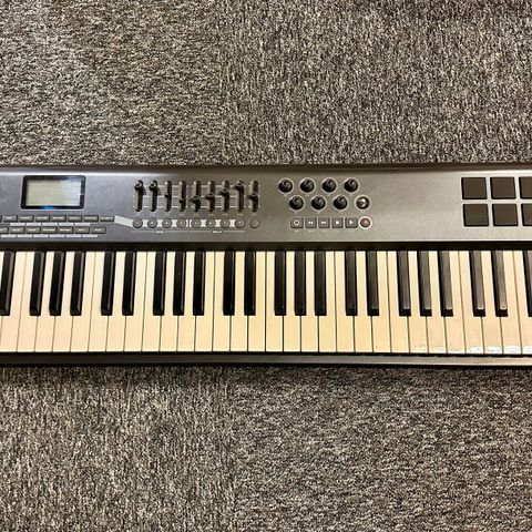 M-Audio Axiom 61 usb keyboard