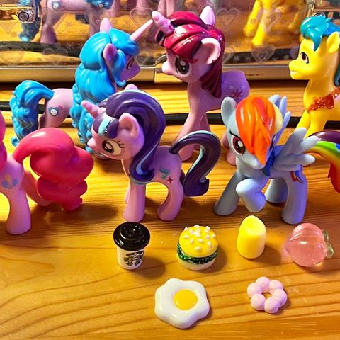 Diverse my little pony + trinkets samling