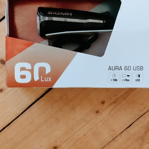 Sykkellykt kvalitetsprodusent Sigma Aura 60 USB