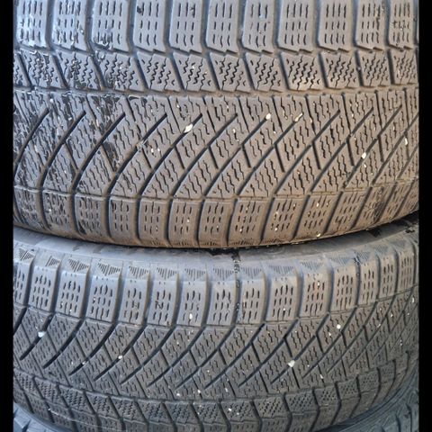 205/55R16 Continental vinterdekk 2stk