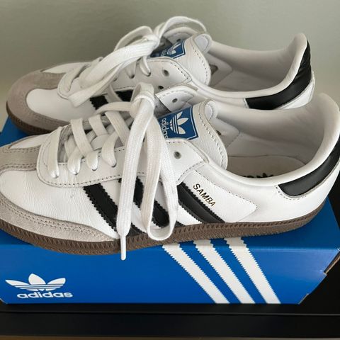 Adidas  samba