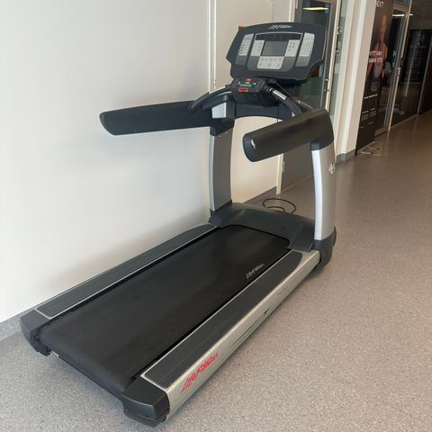 Life fitness 95t tredemølle