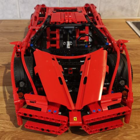 Lego Enzo Ferrari 1:10