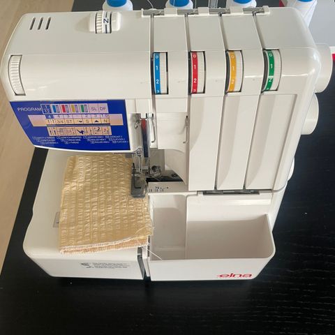 Elna Overlock 664 Pro