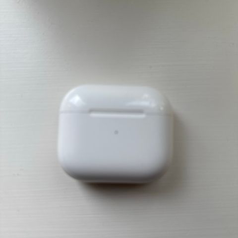 Apple AirPods