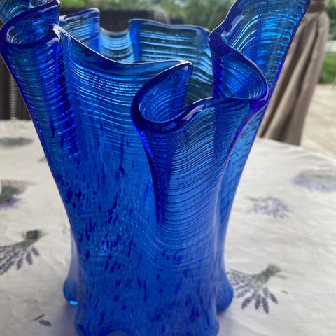 Hadeland glassvase 500kr