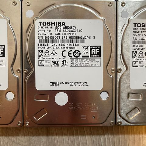 Toshiba 2.5” Harddisk 500GB 150kr