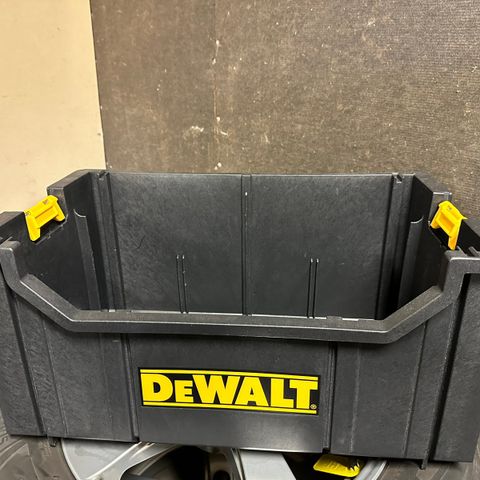 Dewalt TOUGSYSTEM DWST08205 koffert selges!