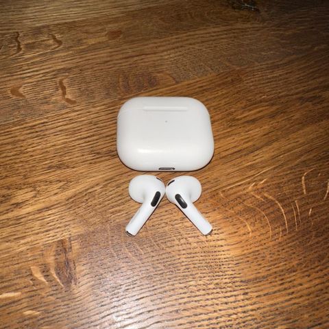 Apple AirPods (3rd Generation) pent brukt