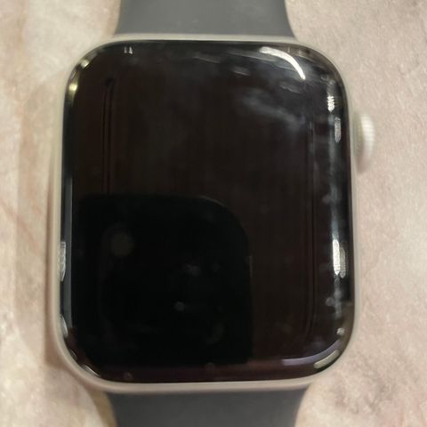 Apple Watch 4 generasjon 40mm