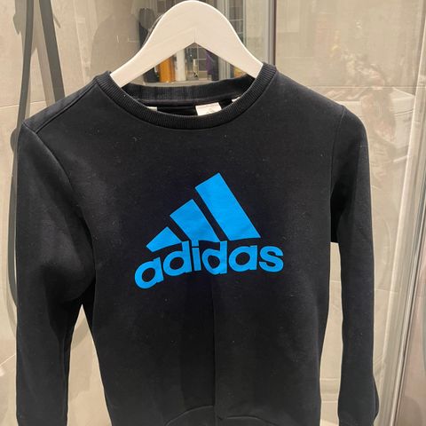 Adidas crewneck