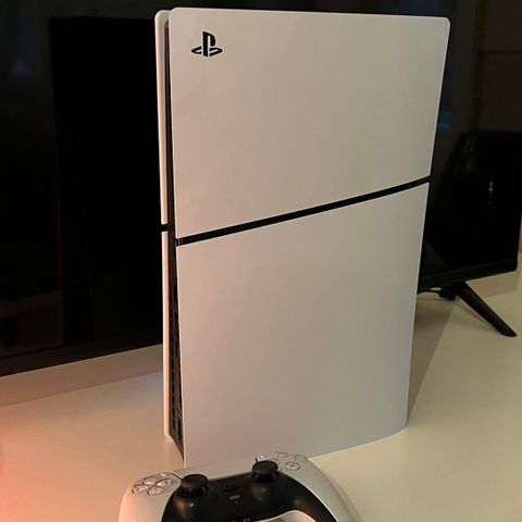 PlayStation 5 Slim (RESERVERT)