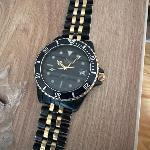 Tag Heuer 1000 Professional